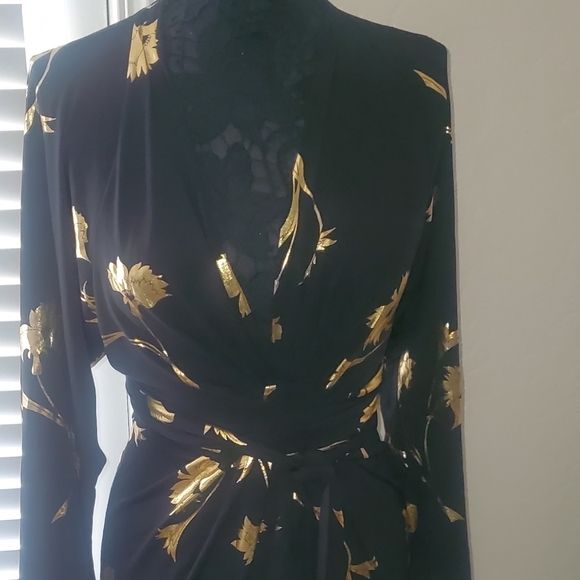 Dress - Picture 1 of 5